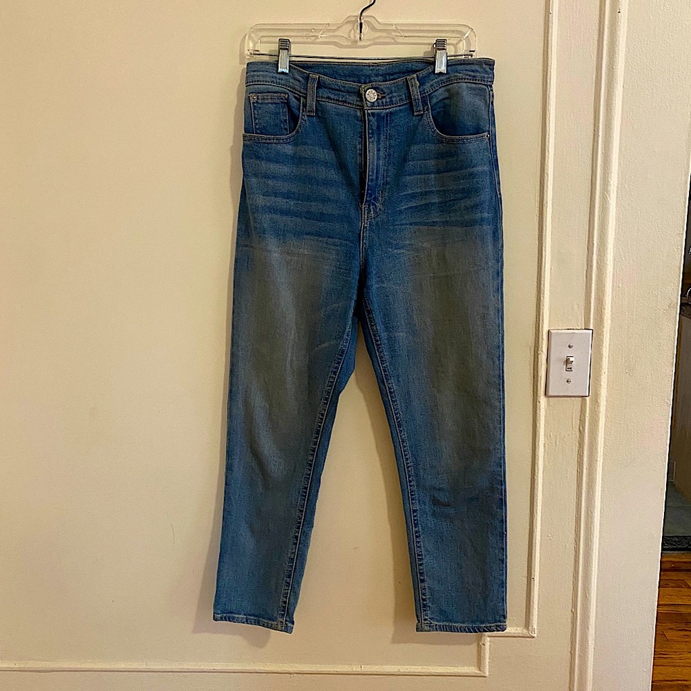 BDG girlfriend jeans